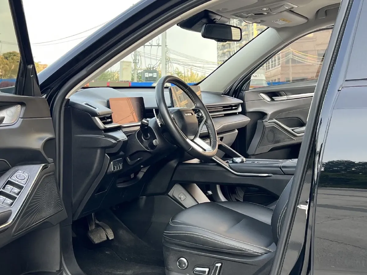 2021 Haval H6 1.5T 169HP L4 7DCT,autocango,china used car exporter,china ev exporter,chinese used car exporter,chinese used ev exporter