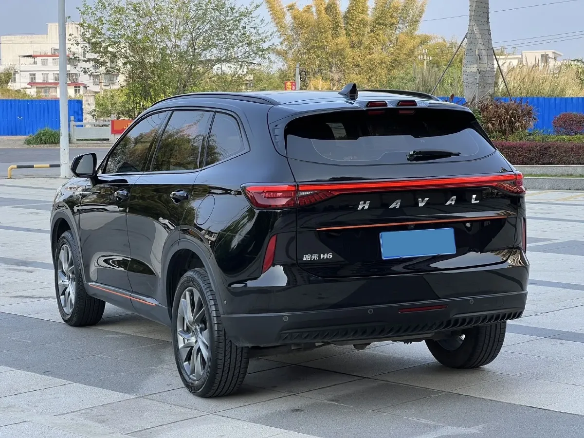 2021 Haval H6 1.5T 169HP L4 7DCT,autocango,china used car exporter,china ev exporter,chinese used car exporter,chinese used ev exporter