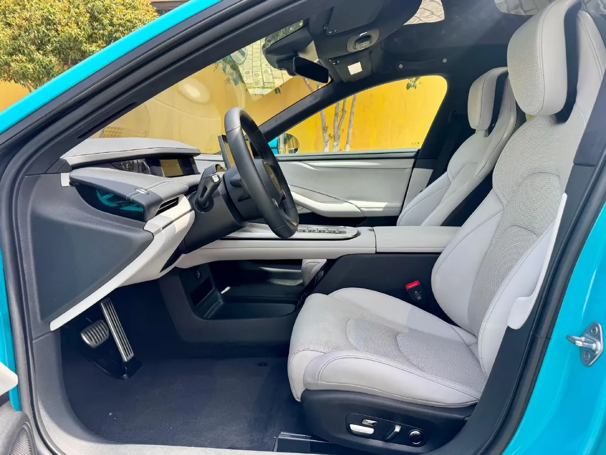 2024 MI SU7 BEV 101KWH,autocango,china used car exporter,china ev exporter,chinese used car exporter,chinese used ev exporter