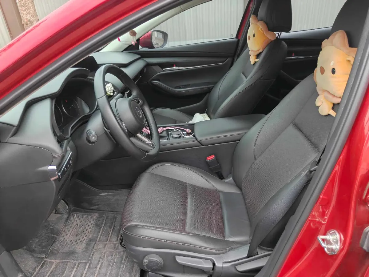 2023 Mazda 3 Axela 2.0L 158HP L4 6AT,autocango,china used car exporter,china ev exporter,chinese used car exporter,chinese used ev exporter