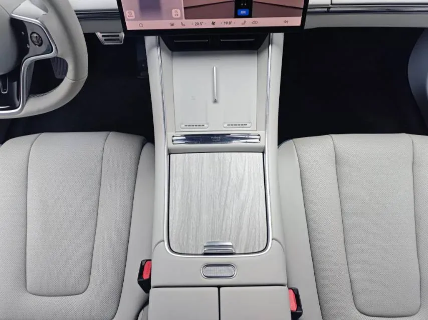 2024 Luxeed S7 BEV 100KWH,autocango,china used car exporter,china ev exporter,chinese used car exporter,chinese used ev exporter