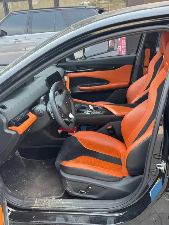 2023 ChangAn UNI-V 1.5T 188HP L4 7DCT,autocango,china used car exporter,china ev exporter,chinese used car exporter,chinese used ev exporter