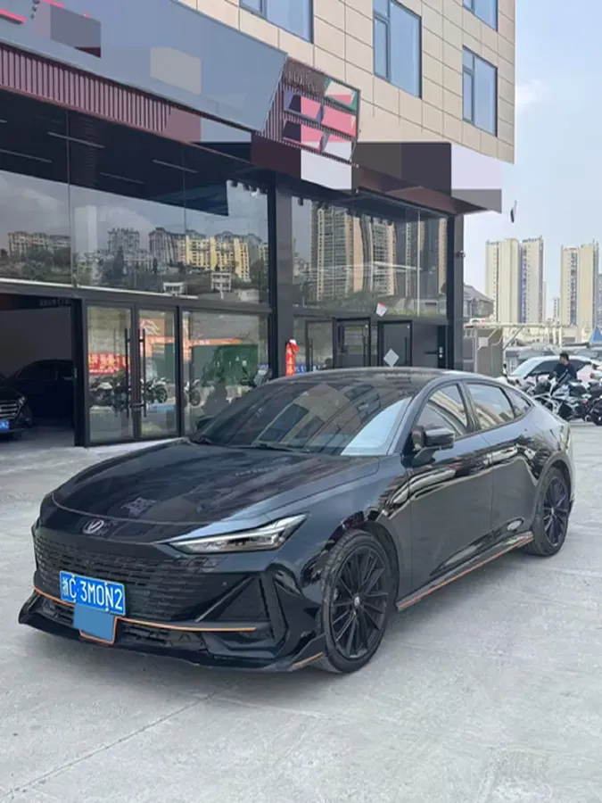 2023 ChangAn UNI-V 1.5T 188HP L4 7DCT,autocango,china used car exporter,china ev exporter,chinese used car exporter,chinese used ev exporter