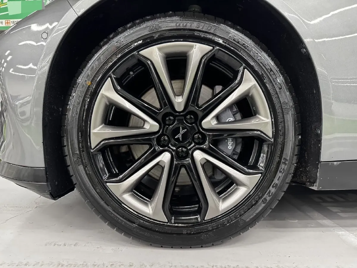 2022 Xpeng P7 BEV 60.2KWH,autocango,china used car exporter,china ev exporter,chinese used car exporter,chinese used ev exporter