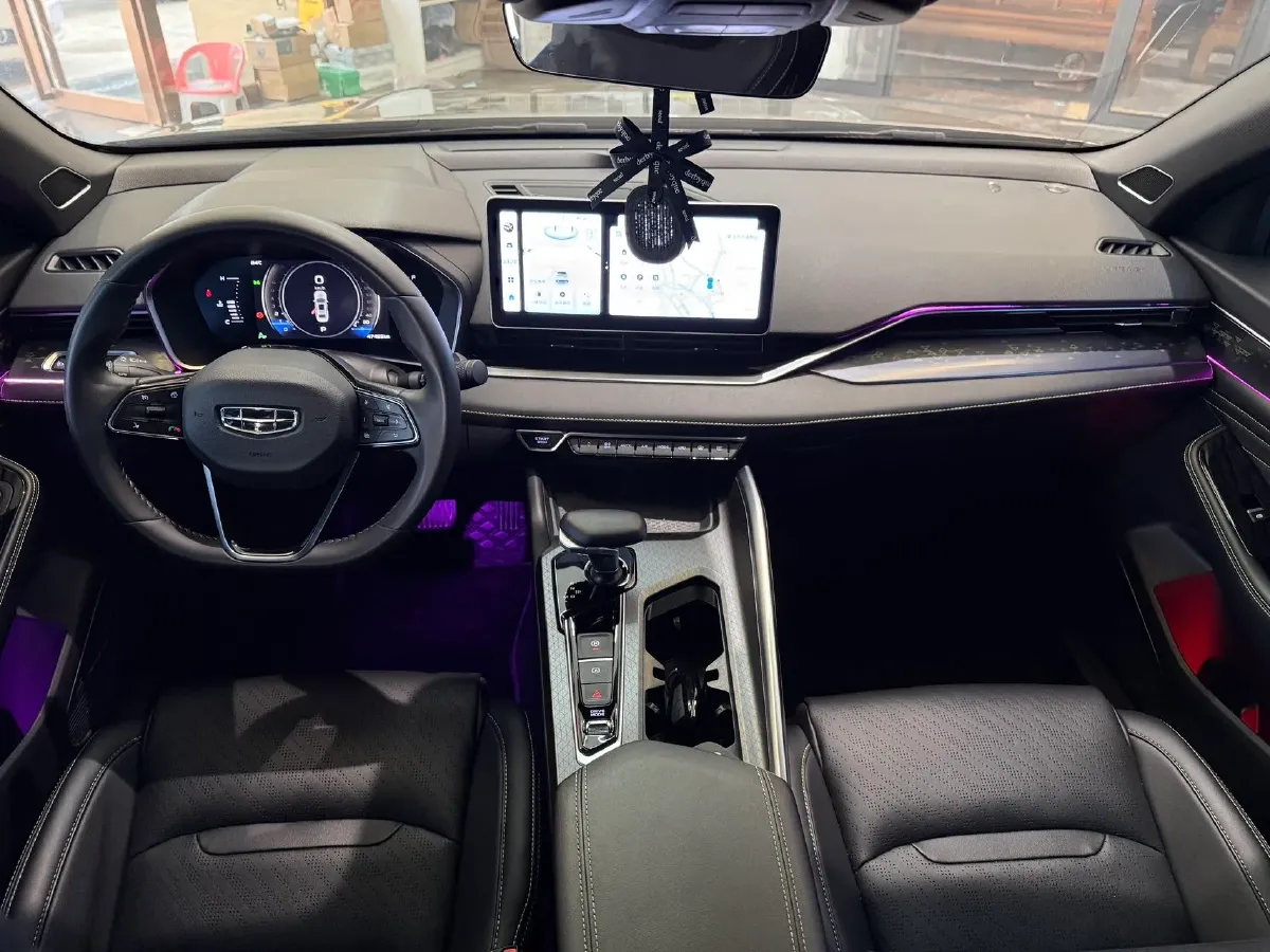 2023 Geely Preface 1.5T 181HP L4 7DCT,autocango,china used car exporter,china ev exporter,chinese used car exporter,chinese used ev exporter