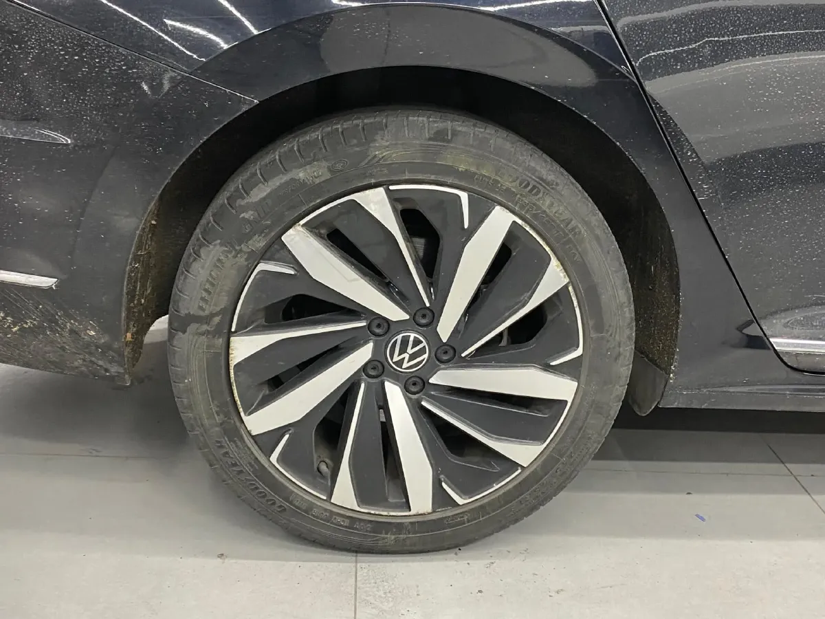 2022 Skoda Kodiak GT 2.0T 186HP L4 7DCT,autocango,china used car exporter,china ev exporter,chinese used car exporter,chinese used ev exporter