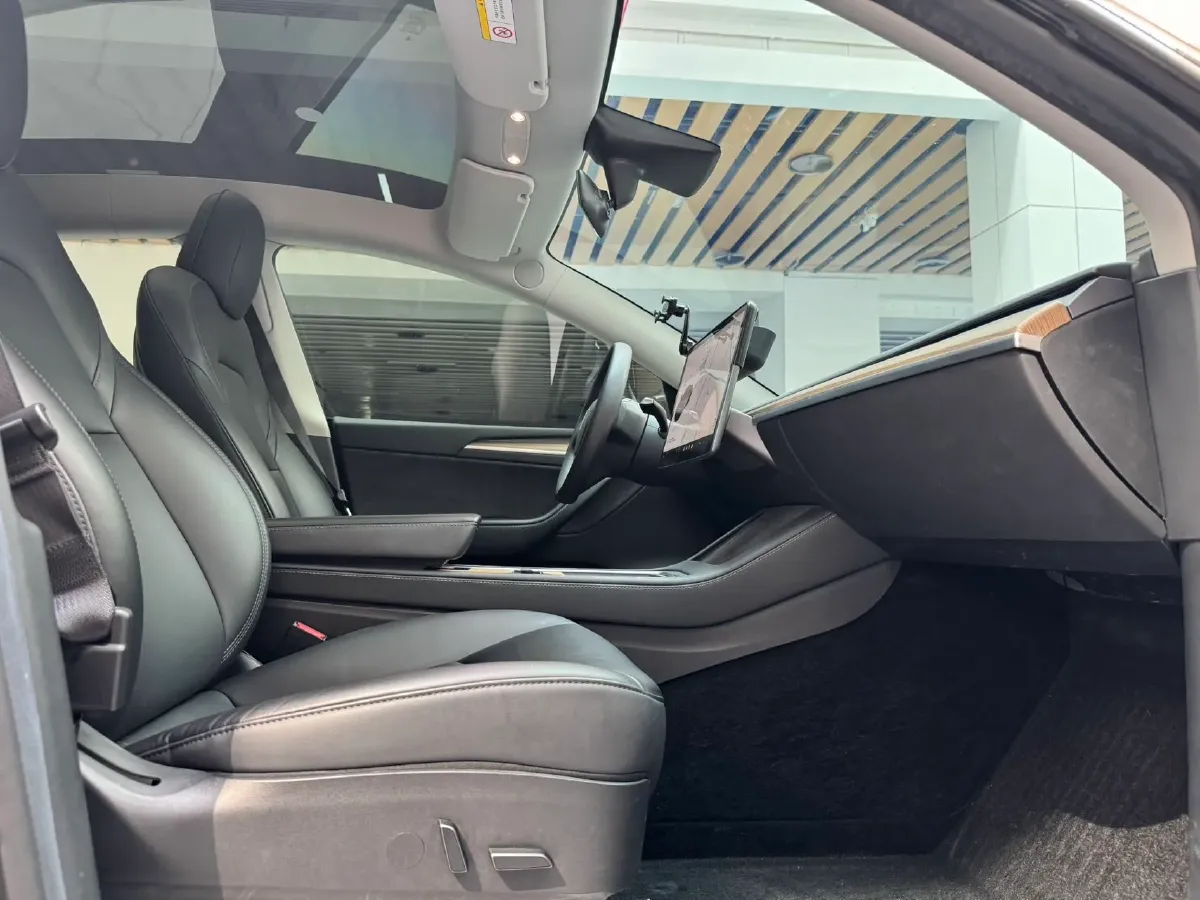 2021 Tesla Model Y BEV 60KWH,autocango,china used car exporter,china ev exporter,chinese used car exporter,chinese used ev exporter