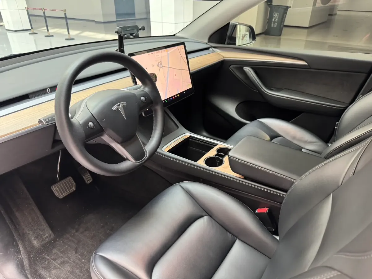 2021 Tesla Model Y BEV 60KWH,autocango,china used car exporter,china ev exporter,chinese used car exporter,chinese used ev exporter