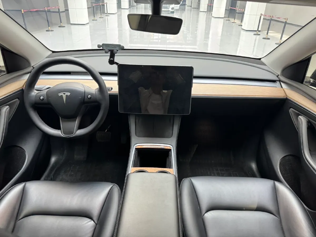 2021 Tesla Model Y BEV 60KWH,autocango,china used car exporter,china ev exporter,chinese used car exporter,chinese used ev exporter