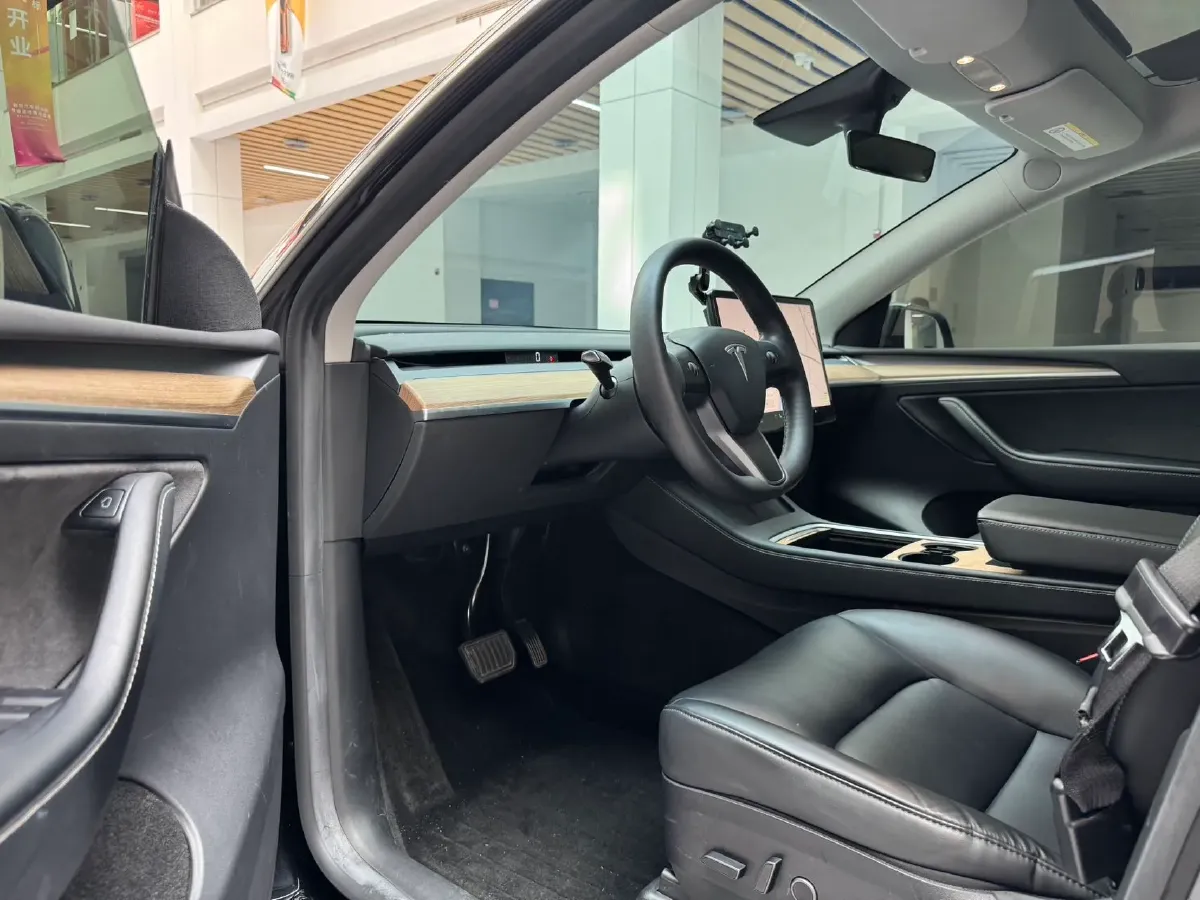 2021 Tesla Model Y BEV 60KWH,autocango,china used car exporter,china ev exporter,chinese used car exporter,chinese used ev exporter