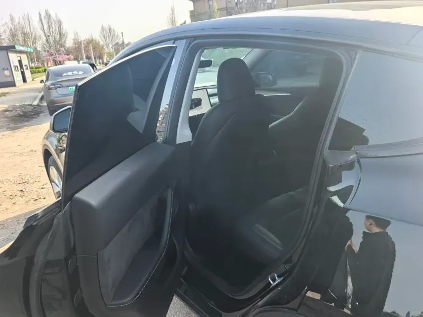 2022 Tesla Model Y BEV 60KWH,autocango,china used car exporter,china ev exporter,chinese used car exporter,chinese used ev exporter