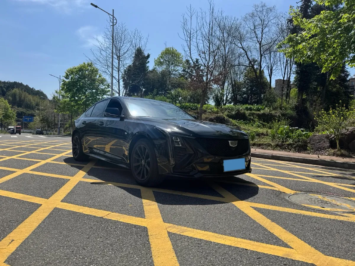 2025 Cadillac CT5 2.0T 237HP L4 10AT,autocango,china used car exporter,china ev exporter,chinese used car exporter,chinese used ev exporter