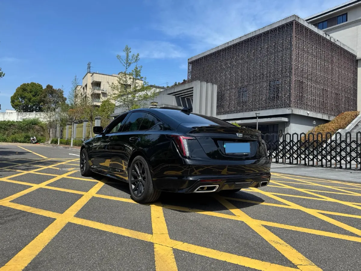 2025 Cadillac CT5 2.0T 237HP L4 10AT,autocango,china used car exporter,china ev exporter,chinese used car exporter,chinese used ev exporter