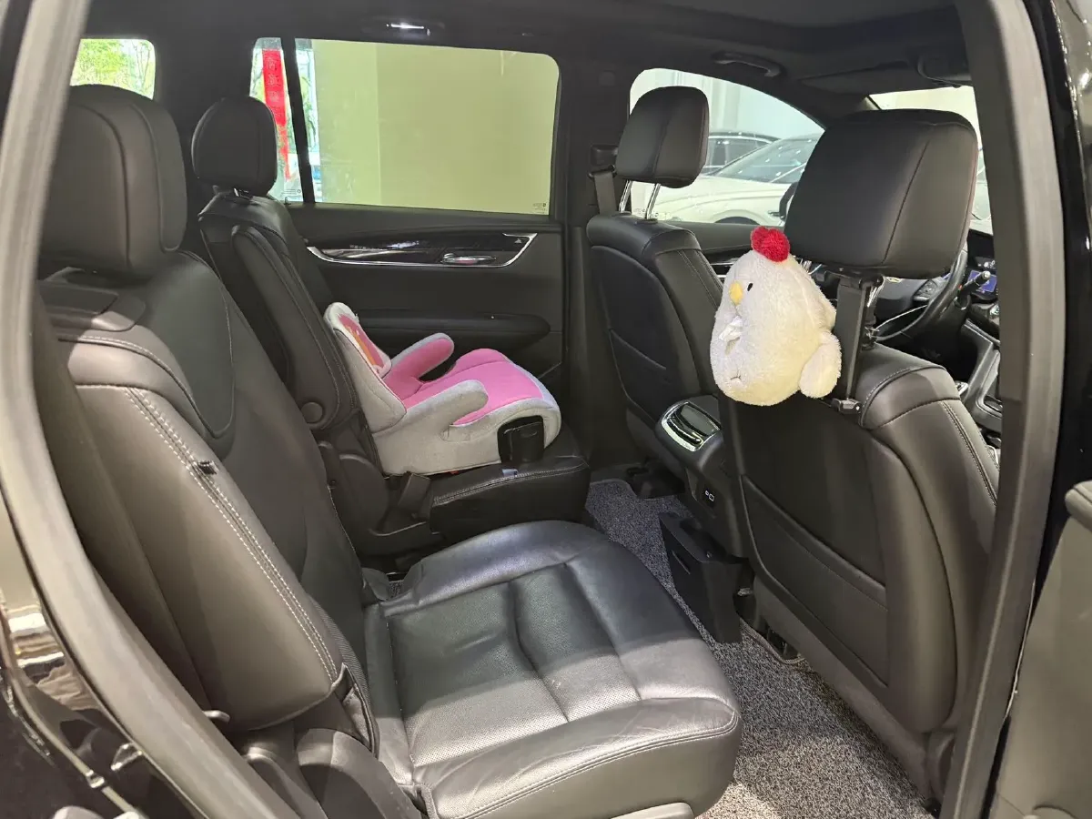 2020 Cadillac XT6 2.0T 237HP L4 9AT,autocango,china used car exporter,china ev exporter,chinese used car exporter,chinese used ev exporter