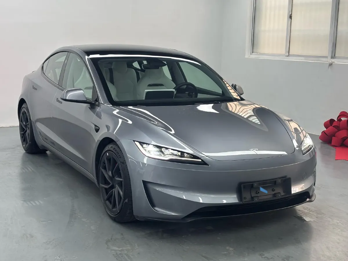 2024 Audi Q3 2.0T 220HP L4 7DCT,autocango,china used car exporter,china ev exporter,chinese used car exporter,chinese used ev exporter