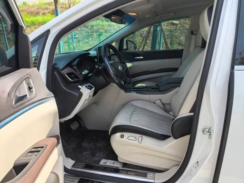 2021 Buick GL8 2.0T 237HP L4 9AT,autocango,china used car exporter,china ev exporter,chinese used car exporter,chinese used ev exporter