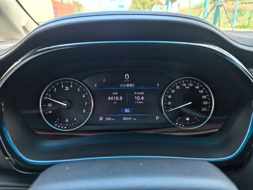 2021 Buick GL8 2.0T 237HP L4 9AT,autocango,china used car exporter,china ev exporter,chinese used car exporter,chinese used ev exporter