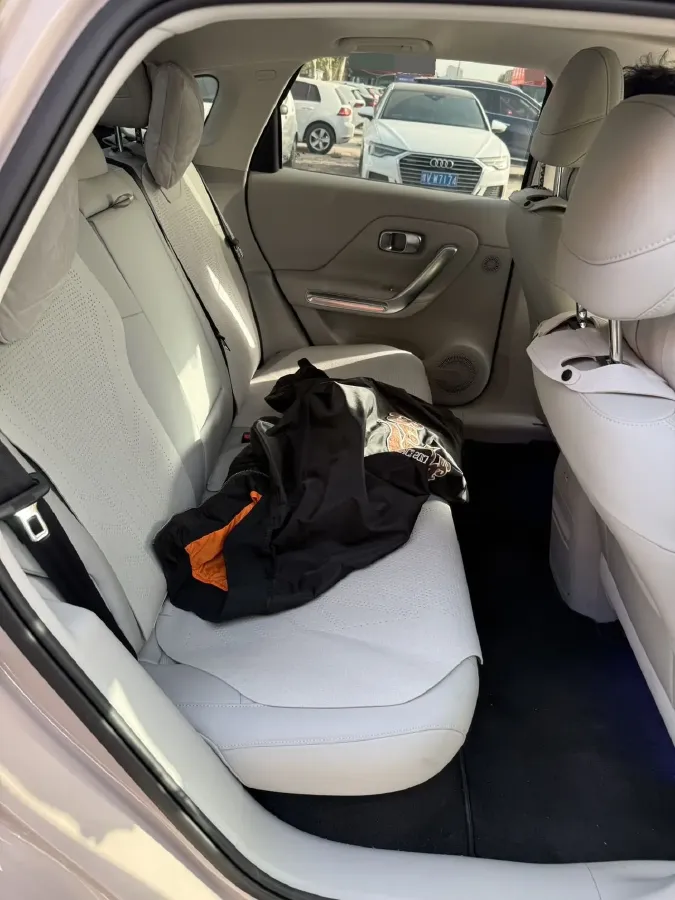 2025 Leapmotor B01 BEV,autocango,china used car exporter,china ev exporter,chinese used car exporter,chinese used ev exporter