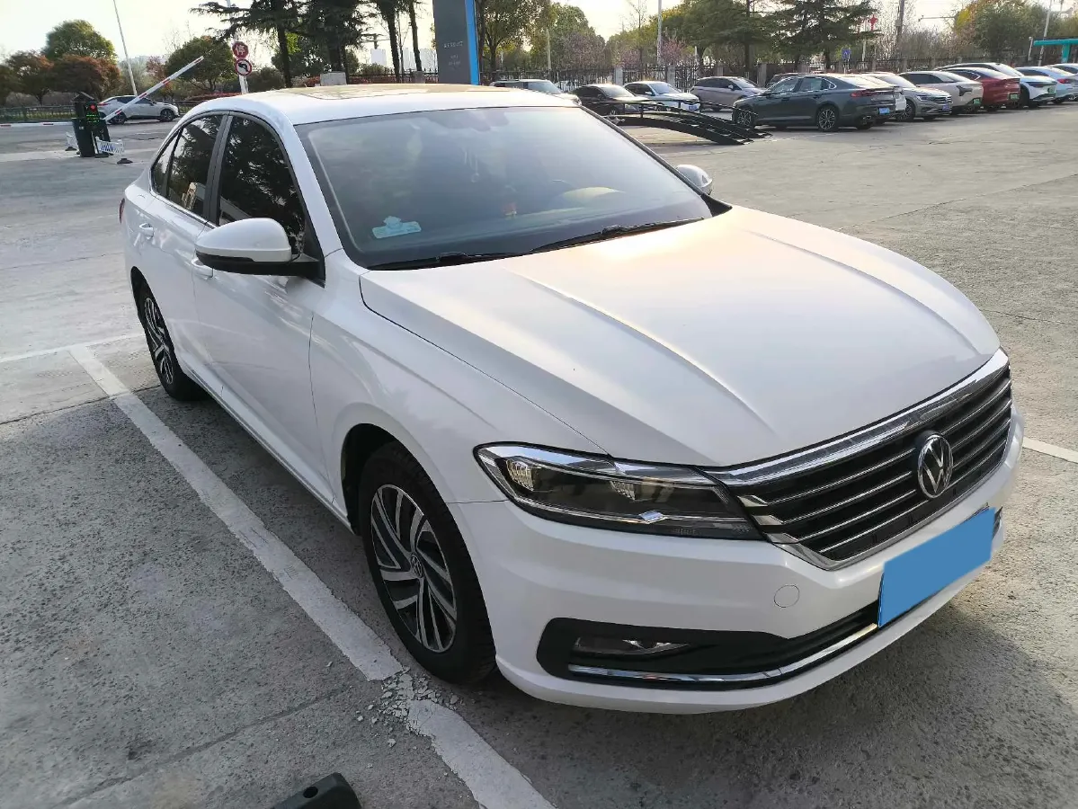 2022 Volkswagen Sagitar 1.2T 116HP L4 7DCT,autocango,china used car exporter,china ev exporter,chinese used car exporter,chinese used ev exporter