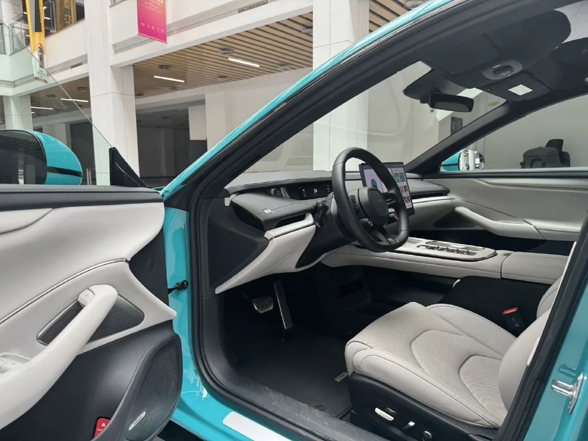 2024 MI SU7 BEV 101KWH,autocango,china used car exporter,china ev exporter,chinese used car exporter,chinese used ev exporter