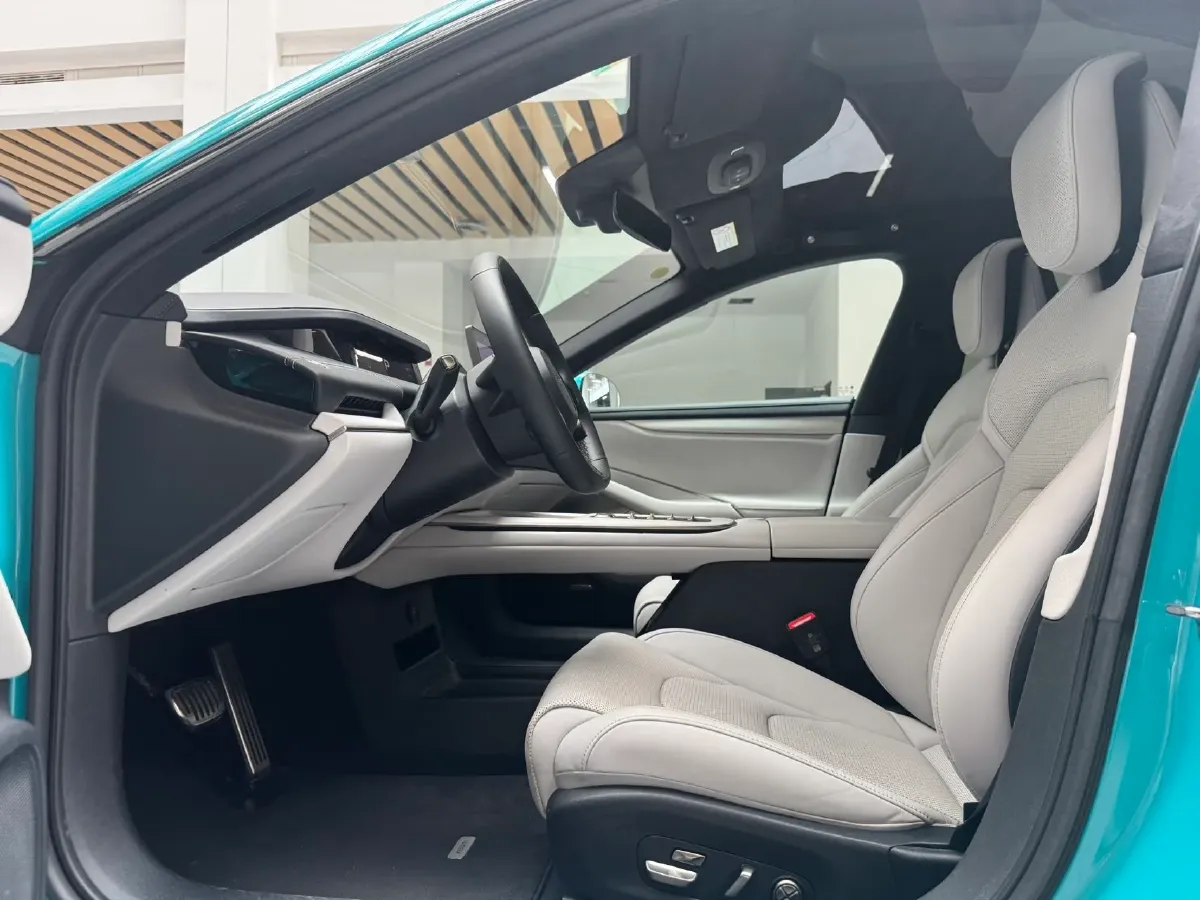 2024 MI SU7 BEV 101KWH,autocango,china used car exporter,china ev exporter,chinese used car exporter,chinese used ev exporter