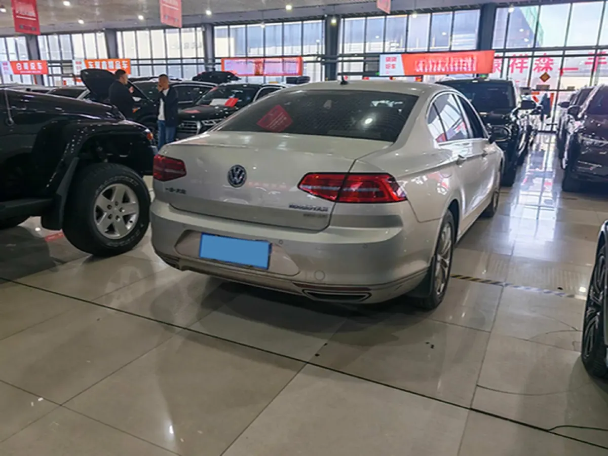 2019 Volkswagen Magotan 2.0T 186HP L4 7DCT,autocango,china used car exporter,china ev exporter,chinese used car exporter,chinese used ev exporter
