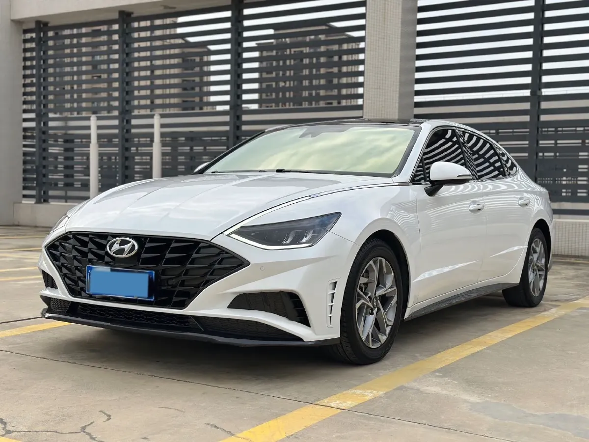 2020 Hyundai Sonata 1.5T 170HP L4 7DCT,autocango,china used car exporter,china ev exporter,chinese used car exporter,chinese used ev exporter