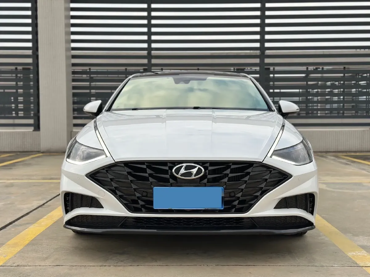 2020 Hyundai Sonata 1.5T 170HP L4 7DCT,autocango,china used car exporter,china ev exporter,chinese used car exporter,chinese used ev exporter