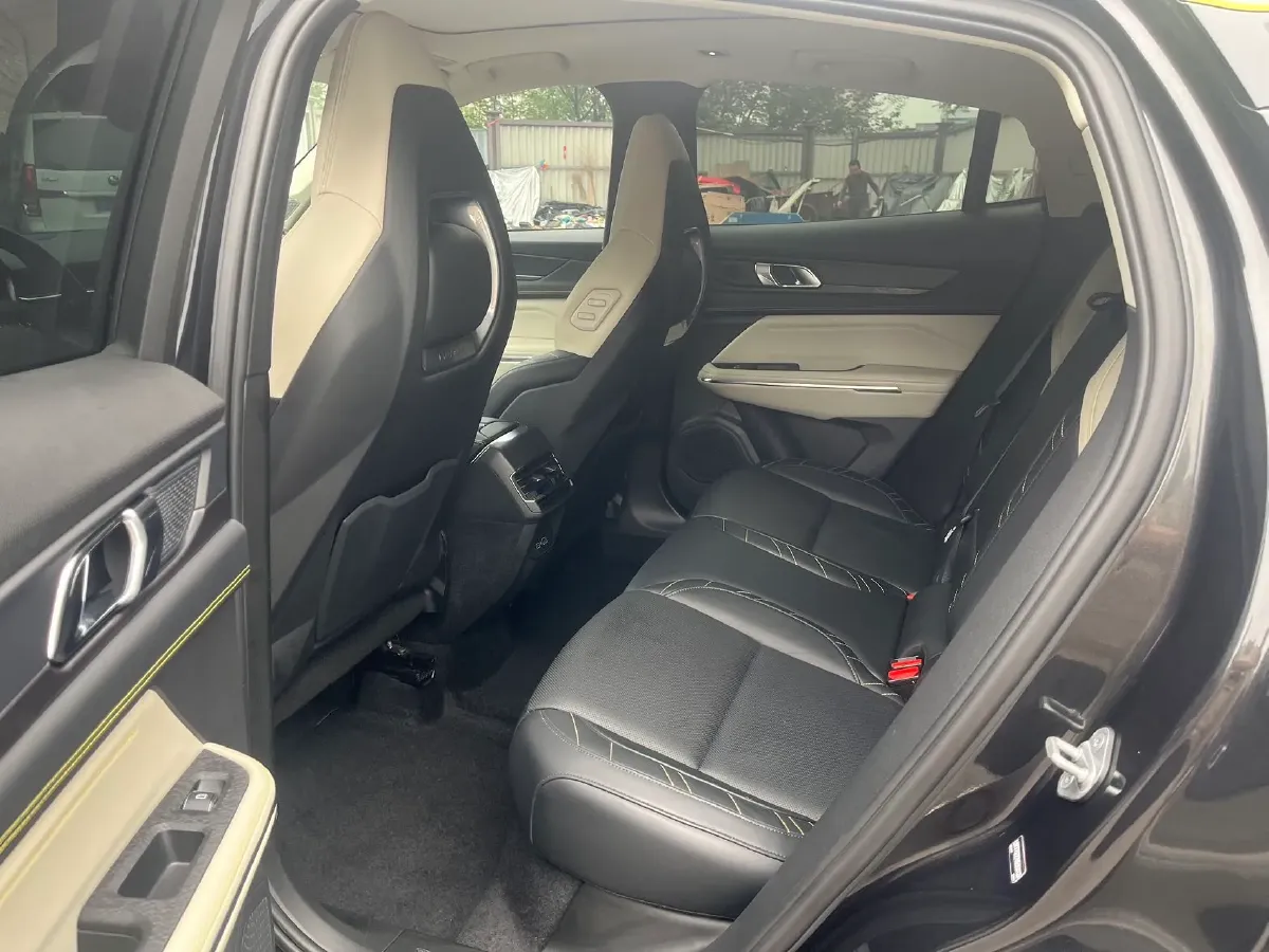 2020 LYNK&CO 05 2.0T 254HP L4 8AT,autocango,china used car exporter,china ev exporter,chinese used car exporter,chinese used ev exporter