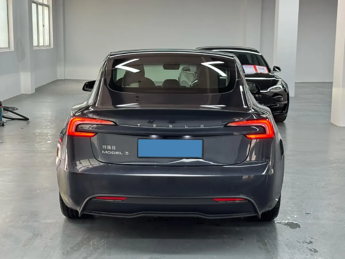 2025 Tesla Model 3 BEV 62.5KWH,autocango,china used car exporter,china ev exporter,chinese used car exporter,chinese used ev exporter