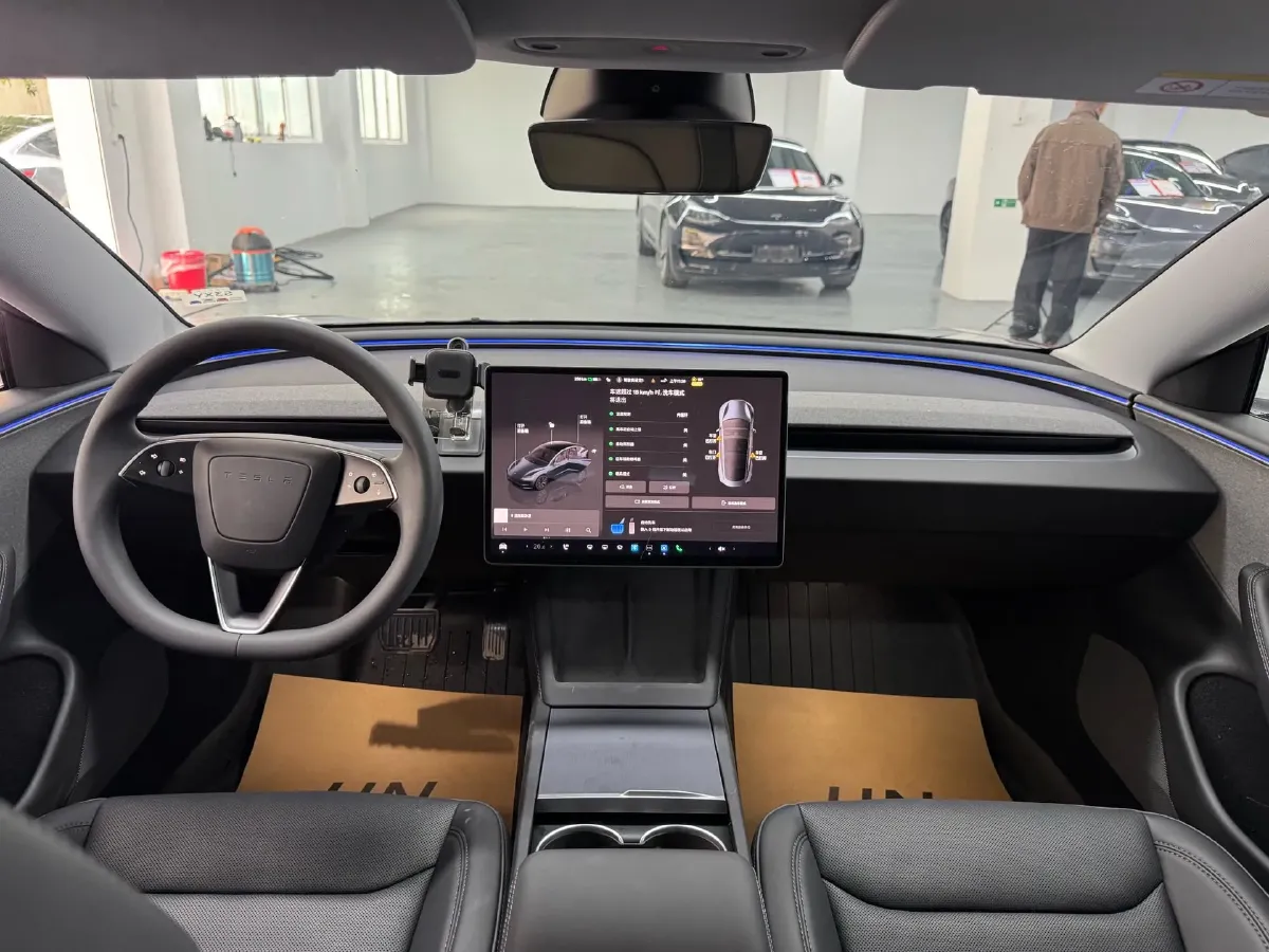 2025 Tesla Model 3 BEV 62.5KWH,autocango,china used car exporter,china ev exporter,chinese used car exporter,chinese used ev exporter