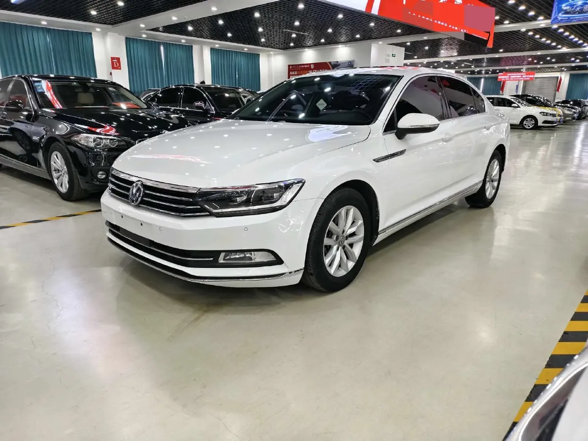 2018 Volkswagen Magotan 1.4T 150HP L4 7DCT,autocango,china used car exporter,china ev exporter,chinese used car exporter,chinese used ev exporter