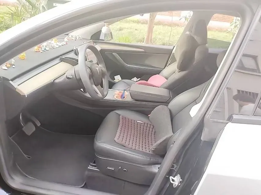 2022 Tesla Model Y BEV 60KWH,autocango,china used car exporter,china ev exporter,chinese used car exporter,chinese used ev exporter