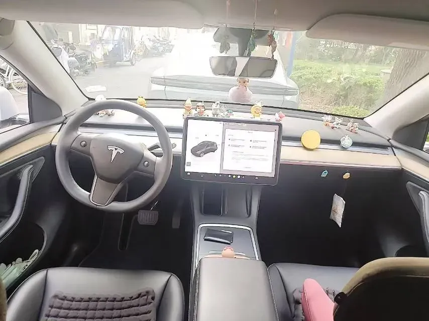 2022 Tesla Model Y BEV 60KWH,autocango,china used car exporter,china ev exporter,chinese used car exporter,chinese used ev exporter