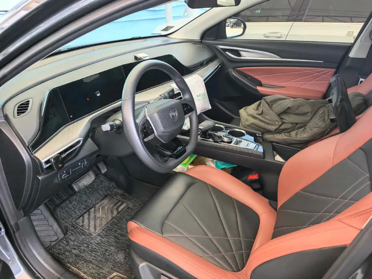 2022 ChangAn Eado 1.4T 160HP L4 7DCT,autocango,china used car exporter,china ev exporter,chinese used car exporter,chinese used ev exporter