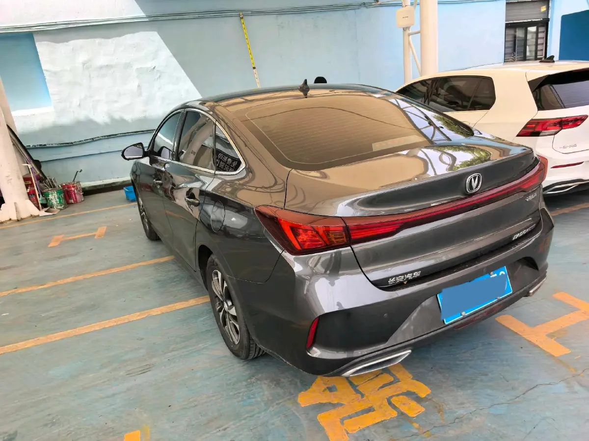 2022 ChangAn Eado 1.4T 160HP L4 7DCT,autocango,china used car exporter,china ev exporter,chinese used car exporter,chinese used ev exporter