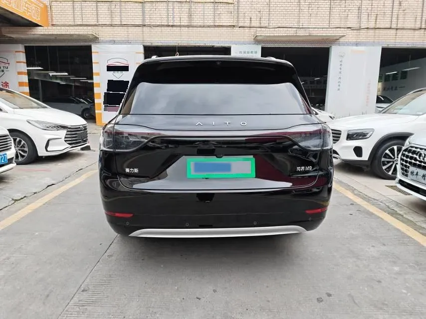 2024 AITO AITO M9 1.5T 152HP L4 REEV 42KWH,autocango,china used car exporter,china ev exporter,chinese used car exporter,chinese used ev exporter