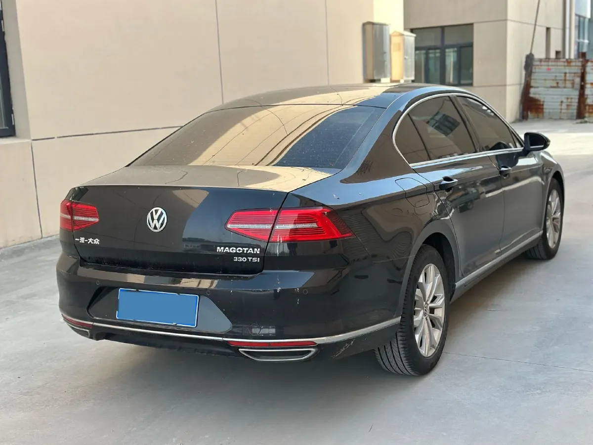 2018 Volkswagen Magotan 1.8T 180HP L4 7DCT,autocango,china used car exporter,china ev exporter,chinese used car exporter,chinese used ev exporter