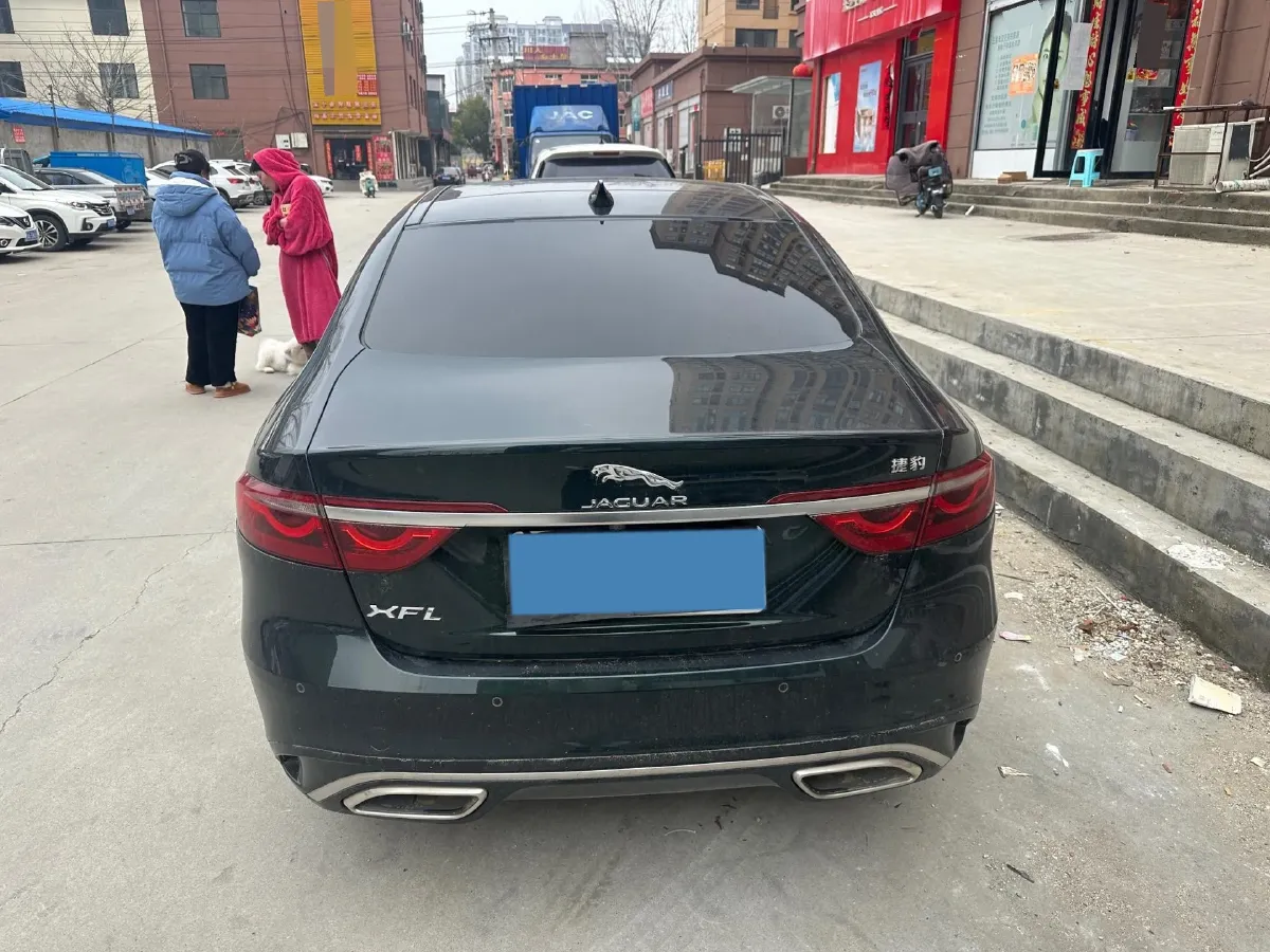 2022 Jaguar XFL 2.0T 200HP L4 8AT,autocango,china used car exporter,china ev exporter,chinese used car exporter,chinese used ev exporter