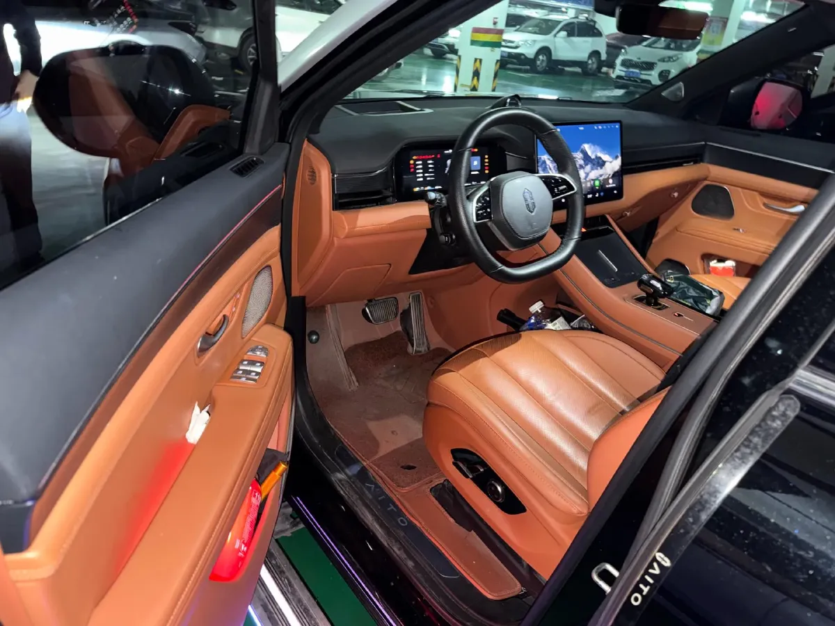 2024 AITO AITO M7 1.5T 152HP L4 REEV 42KWH,autocango,china used car exporter,china ev exporter,chinese used car exporter,chinese used ev exporter