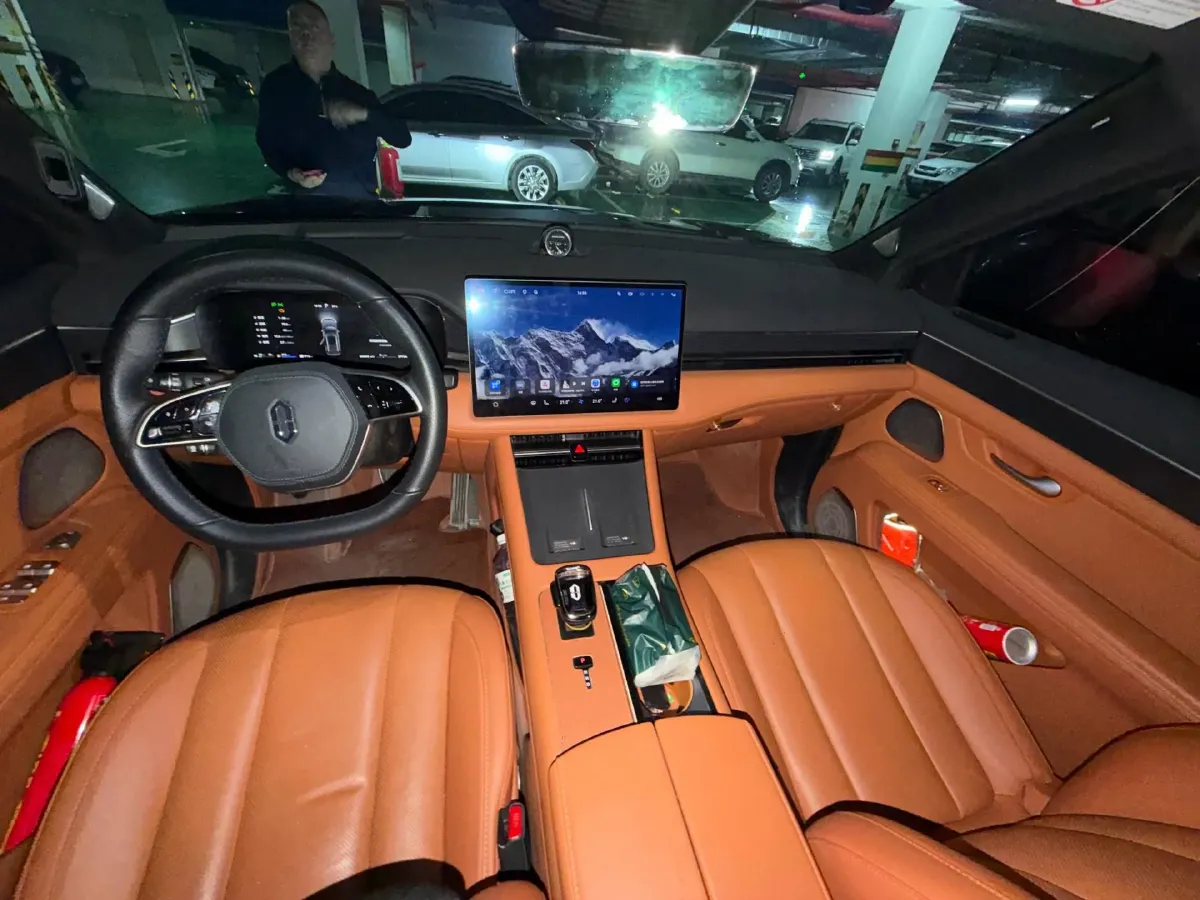 2024 AITO AITO M7 1.5T 152HP L4 REEV 42KWH,autocango,china used car exporter,china ev exporter,chinese used car exporter,chinese used ev exporter