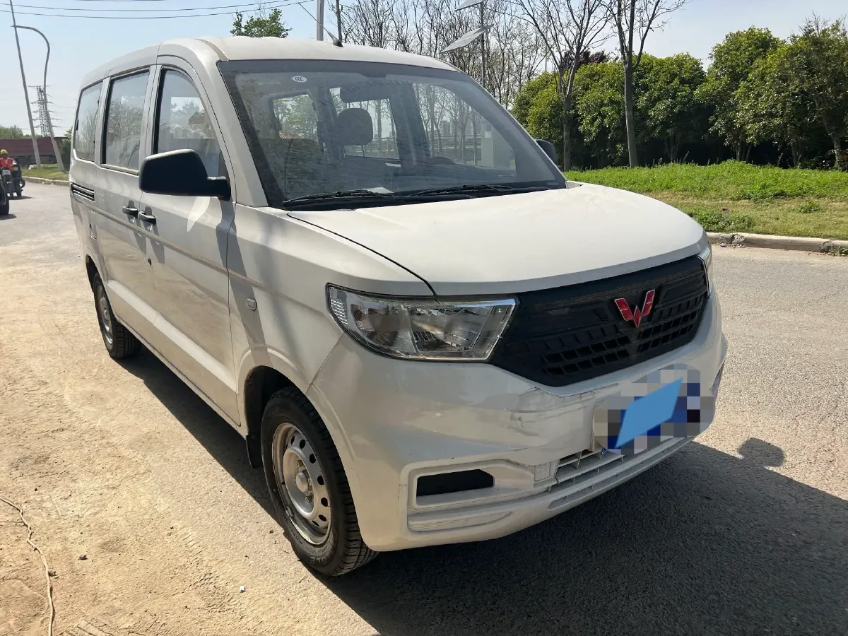 2022 JinBei Little Sea Lion X30 1.5L 102HP L4 5MT,autocango,china used car exporter,china ev exporter,chinese used car exporter,chinese used ev exporter