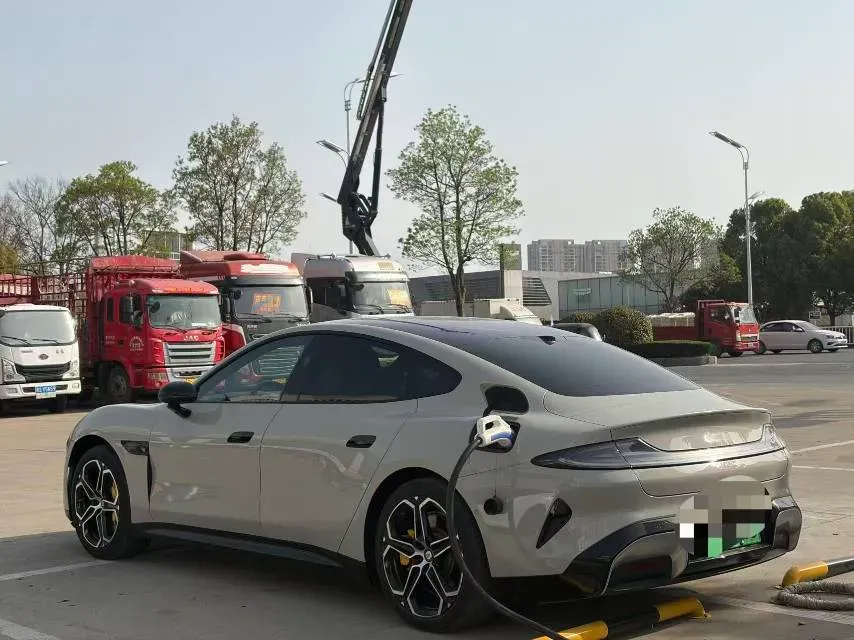 2024 MI SU7 BEV 73.6KWH,autocango,china used car exporter,china ev exporter,chinese used car exporter,chinese used ev exporter