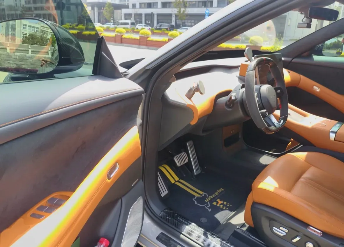 2025 MI YU7 BEV 101.7KWH,autocango,china used car exporter,china ev exporter,chinese used car exporter,chinese used ev exporter