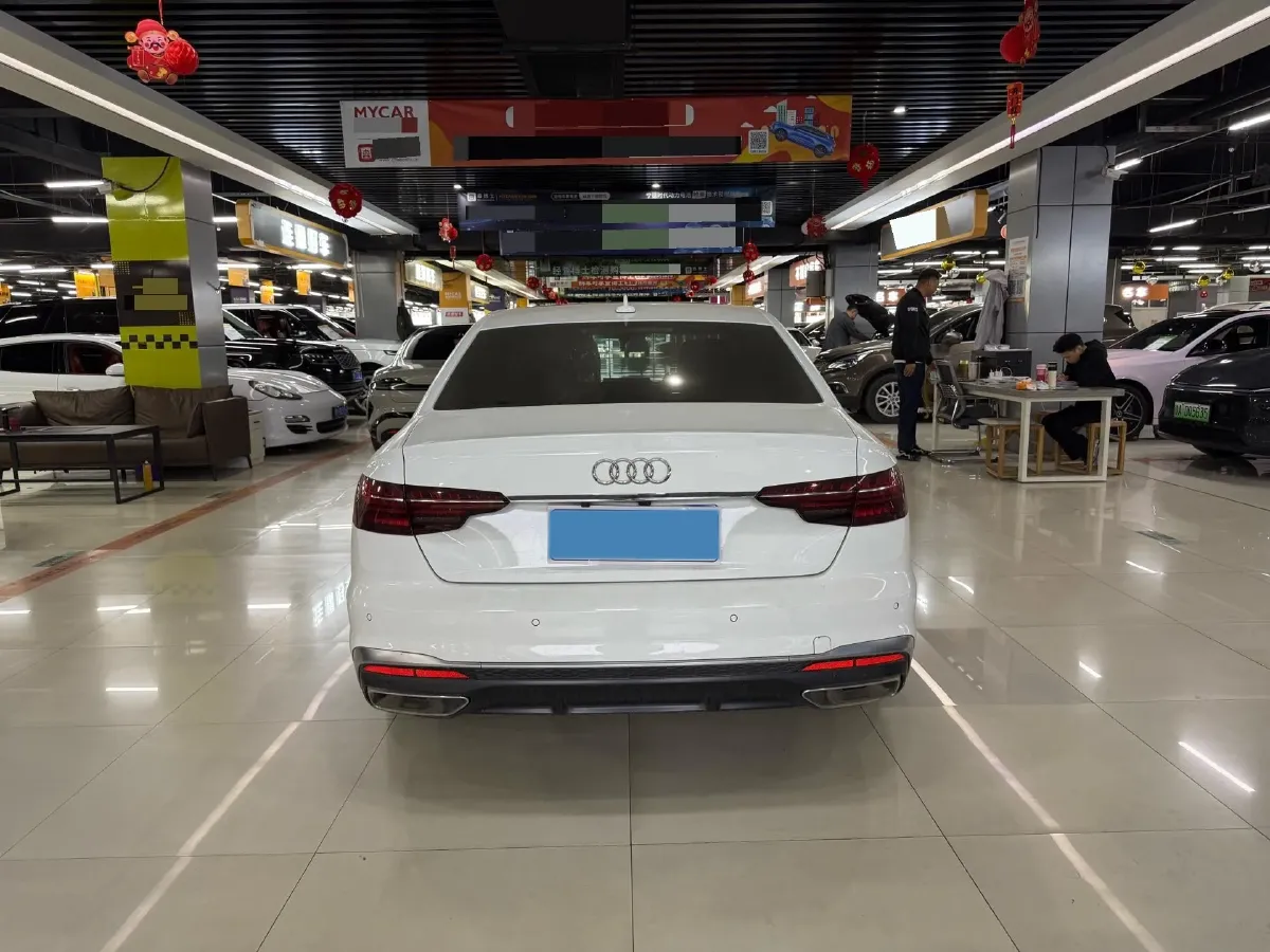 2020 Audi A4L 2.0T 150HP L4 7DCT,autocango,china used car exporter,china ev exporter,chinese used car exporter,chinese used ev exporter