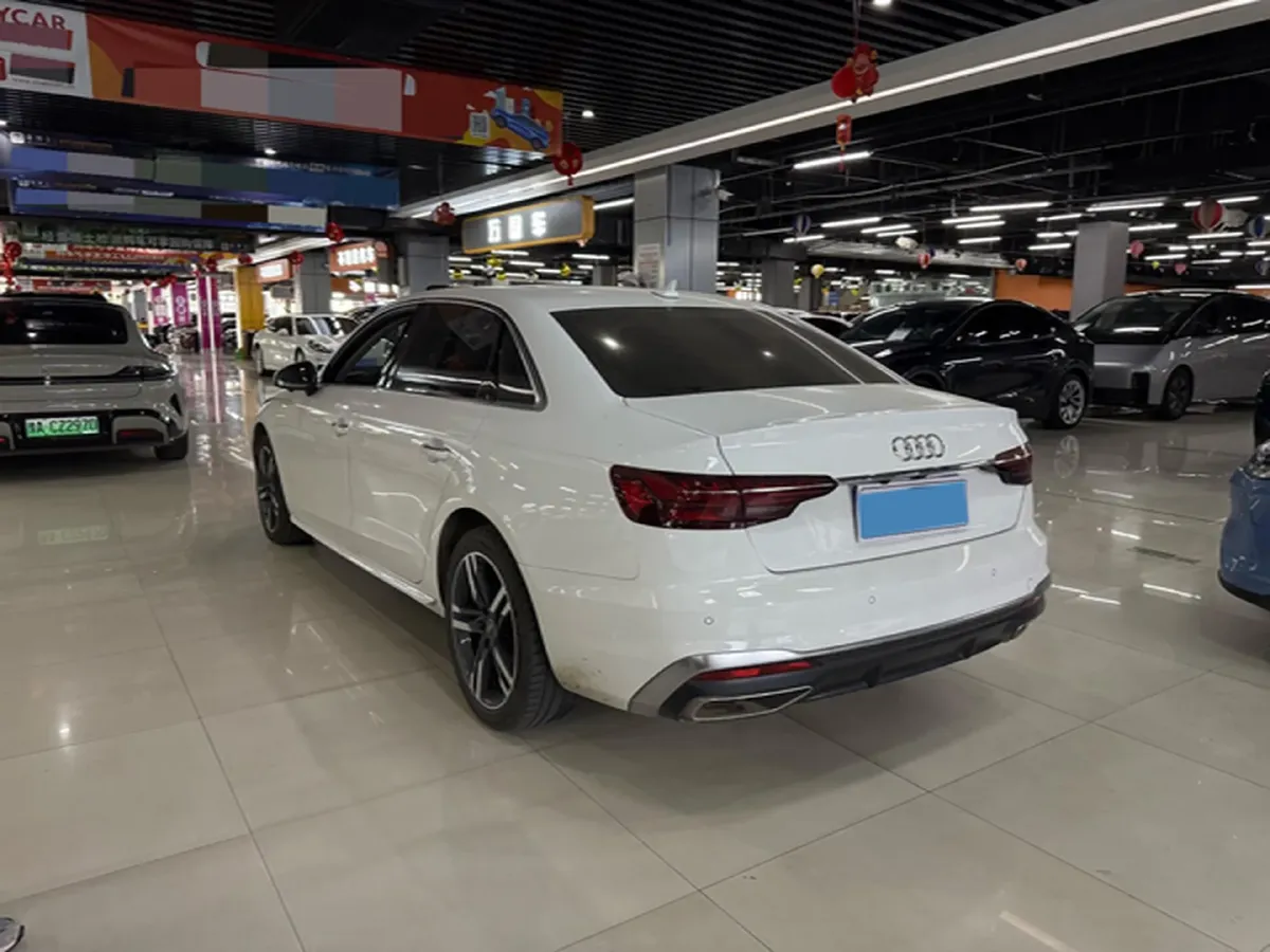 2020 Audi A4L 2.0T 150HP L4 7DCT,autocango,china used car exporter,china ev exporter,chinese used car exporter,chinese used ev exporter