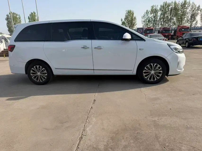 2023 Buick GL8 2.0T 237HP L4 9AT,autocango,china used car exporter,china ev exporter,chinese used car exporter,chinese used ev exporter