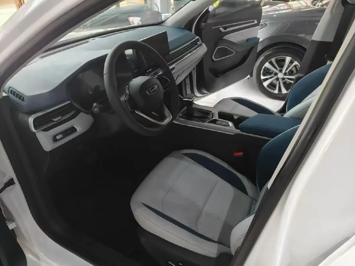 2022 Geely Emgrand 1.5L 114HP L4 CVT,autocango,china used car exporter,china ev exporter,chinese used car exporter,chinese used ev exporter