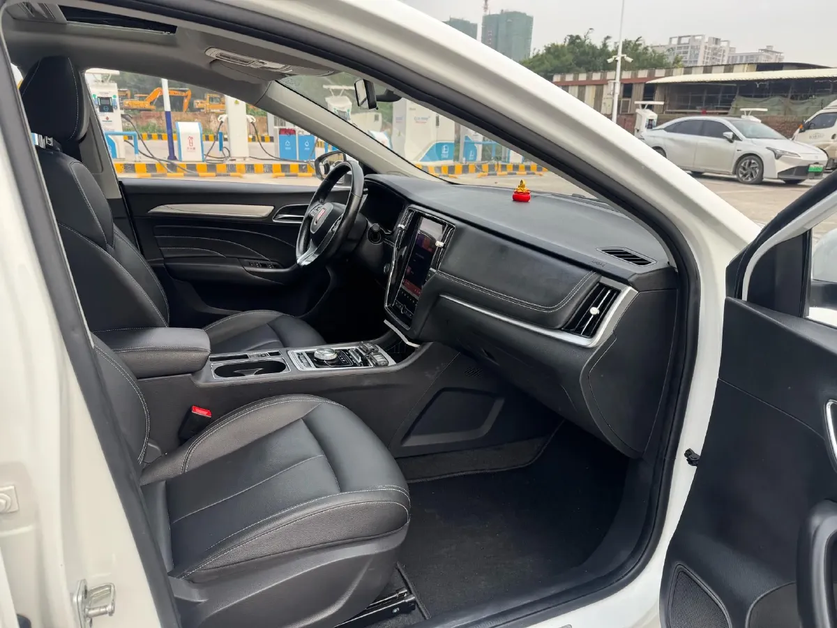 2017 Roewe i6 1.0T 125HP L3 2AT PHEV,autocango,china used car exporter,china ev exporter,chinese used car exporter,chinese used ev exporter