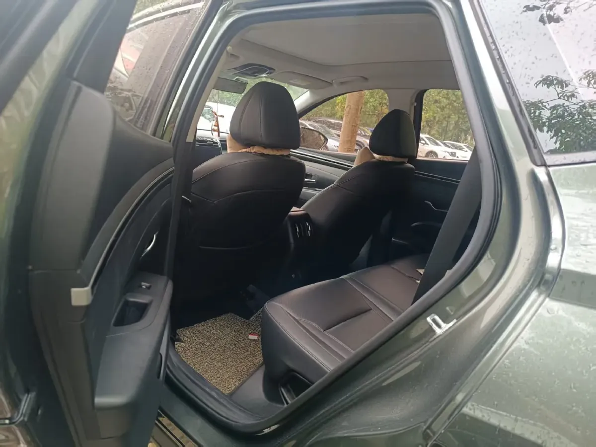 2021 Hyundai Tucson 1.5T 200HP L4 7DCT,autocango,china used car exporter,china ev exporter,chinese used car exporter,chinese used ev exporter